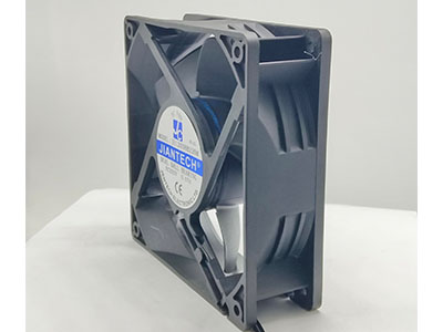 为什么割草机越来越多采用 EC 风扇?从能耗到寿命全解析03