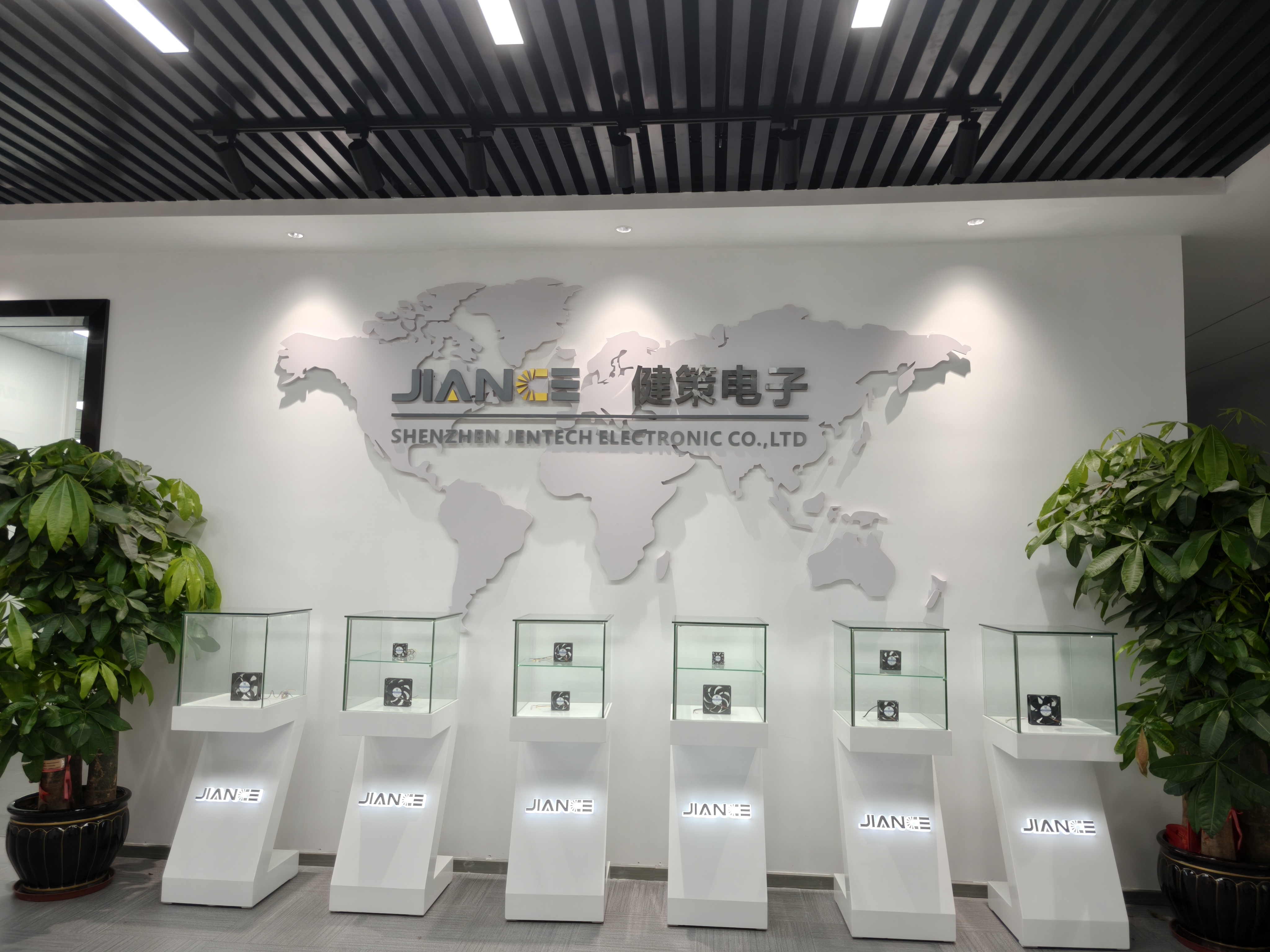 健策JEANTECH DC风扇=电子系统的Dialyzer（透析器）：持续移除内部元件热量，设备才能“活”下去-05